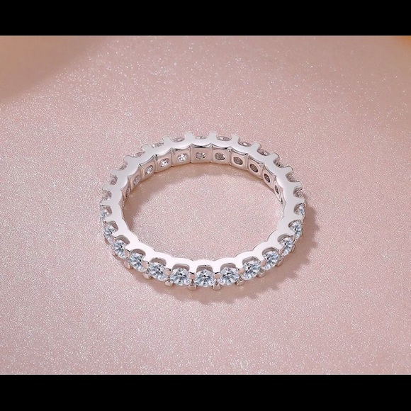 CZ Eternity band - Picture 2 of 7
